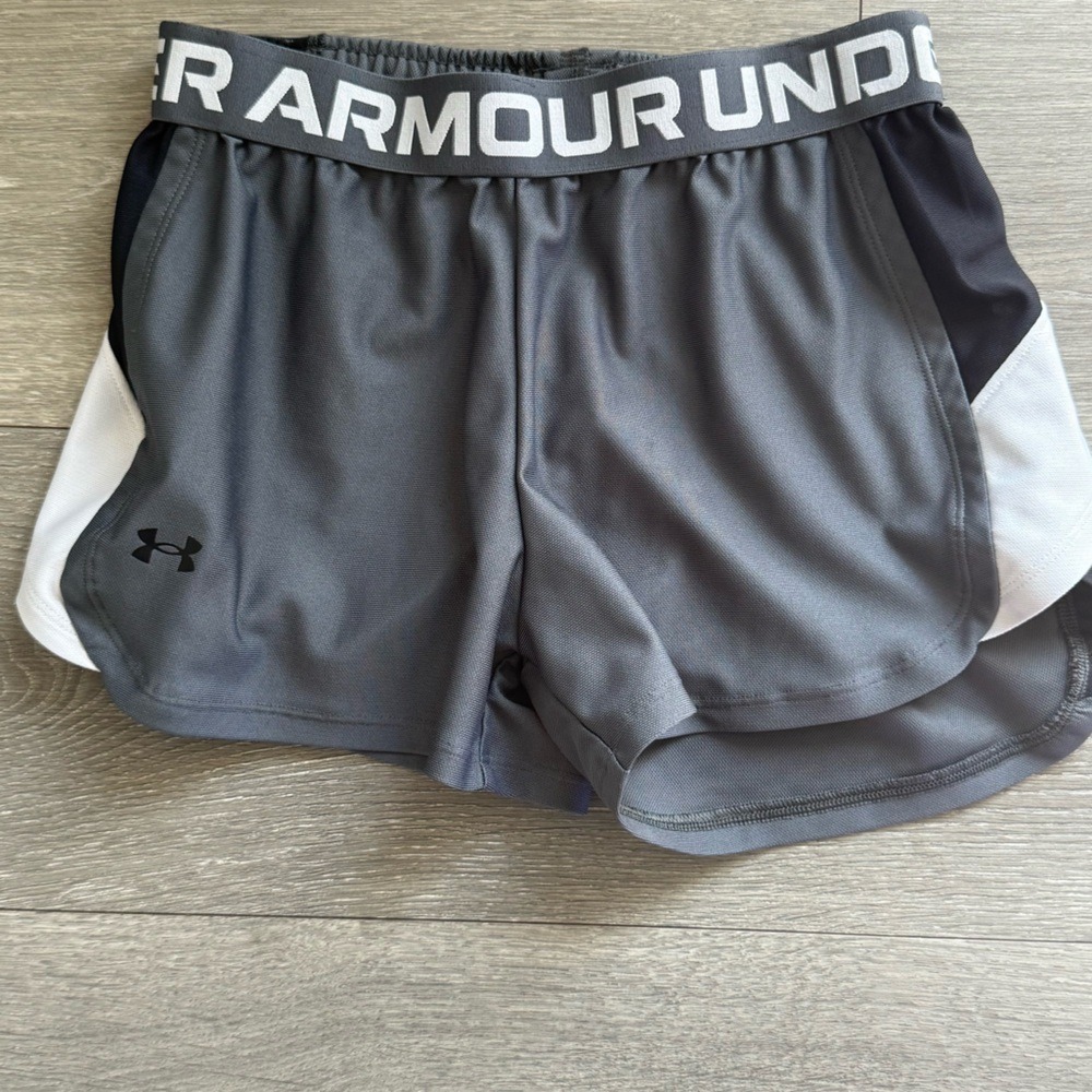 Under Armour Play Up 2.0 Womens Shorts Grey Black White Mesh Athletic XS